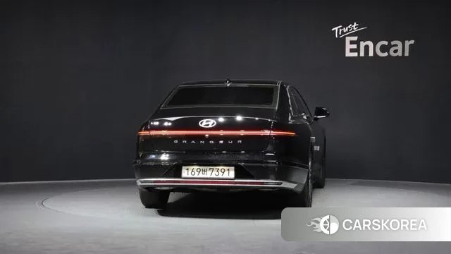 Hyundai Grandeur (GN7) id 3776362 из Кореи 14
