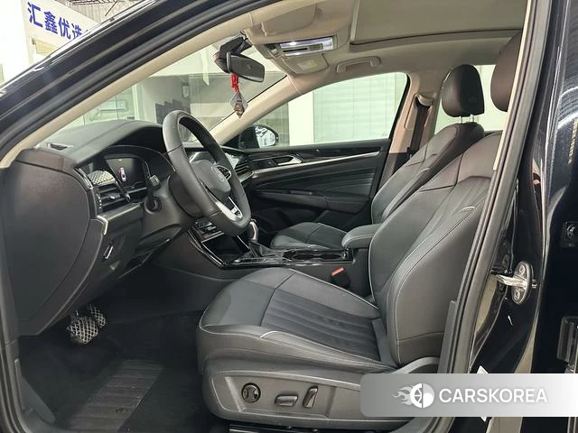 Volkswagen Passat id 4341838 из Китая 18