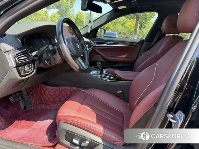 BMW 5 series 2021 Черный из Китая, фото 5