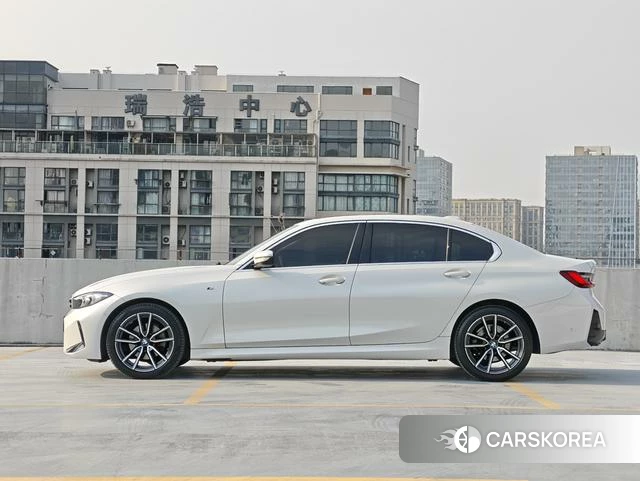 BMW 3 series id 4277734 из Китая 16
