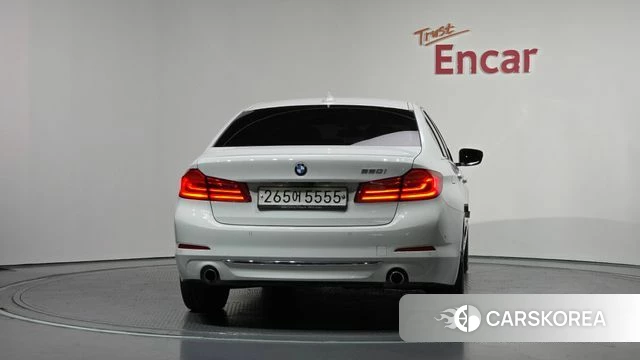 BMW 5 Series (G30) id 3873120 из Кореи 14