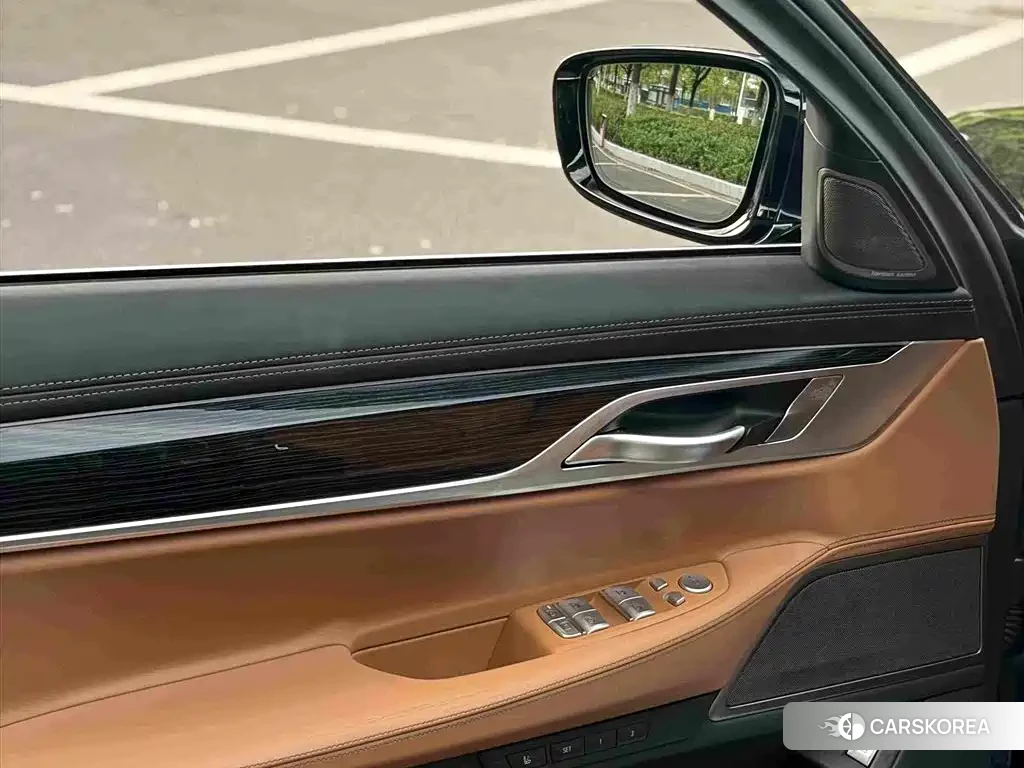 BMW 7 series id 4576711 из Китая 12