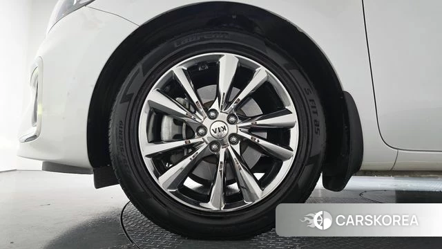 Kia The New Carnival id 4794608 из Кореи 34
