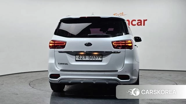 Kia The New Carnival id 4180360 из Кореи 14