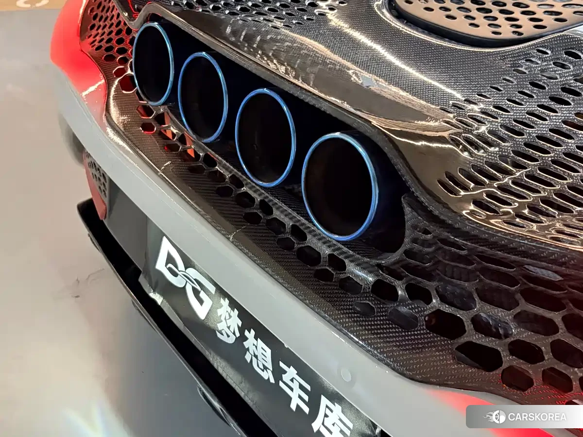 McLaren 720S id 4554066 из Китая 12
