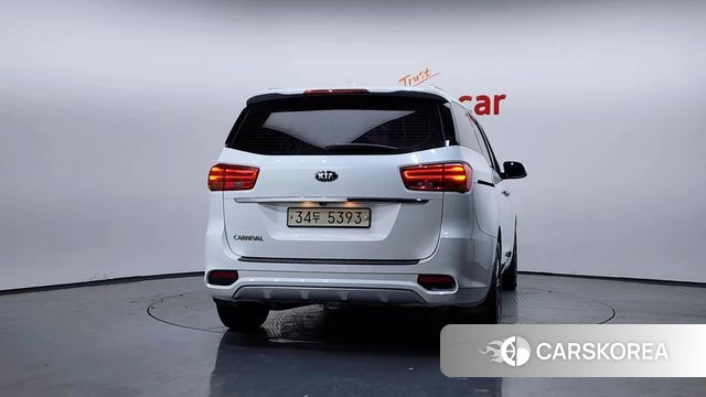 Kia The New Carnival id 3808318 из Кореи 14