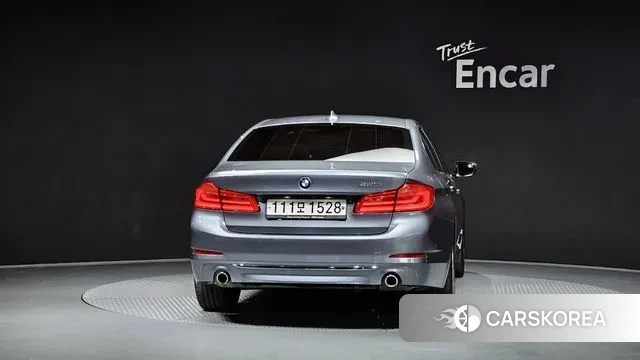 BMW 5 Series (G30) id 3391152 из Кореи 14