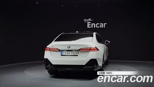 BMW 5 Series (G60) id 2862531 из Кореи 14