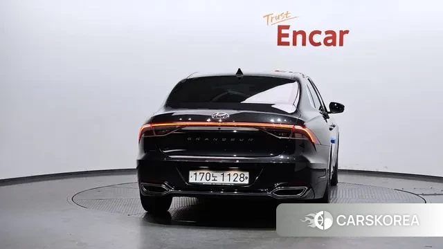 Hyundai The New Grandeur IG id 3368122 из Кореи 14