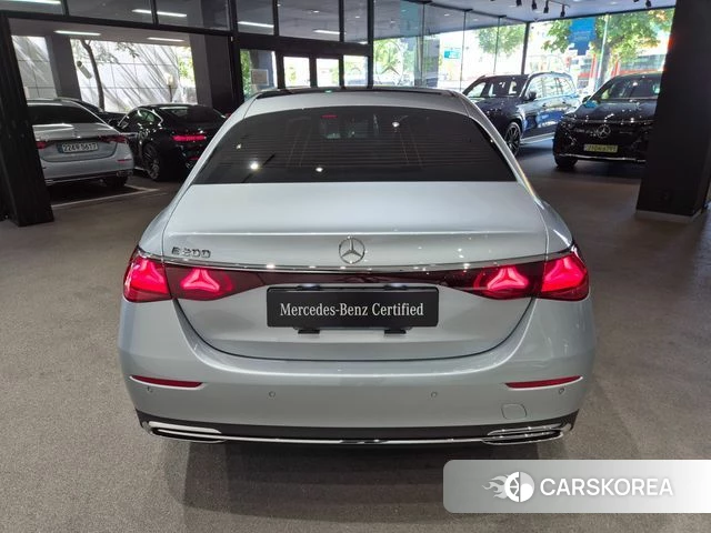 Mercedes-Benz E-Class W214 id 3798271 из Кореи 14