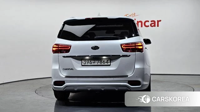 Kia The New Carnival id 4356531 из Кореи 24