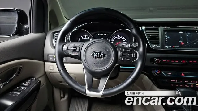 Kia All New Carnival id 2553561 из Кореи 14