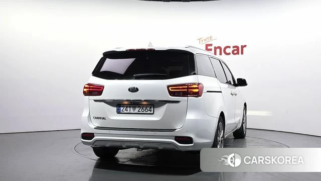 Kia The New Carnival id 3834847 из Кореи 14