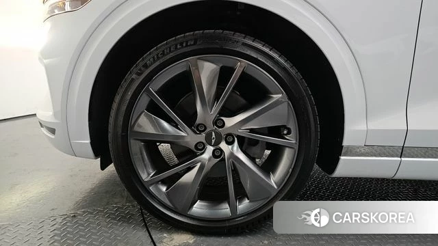 Genesis GV70 id 4186890 из Кореи 23