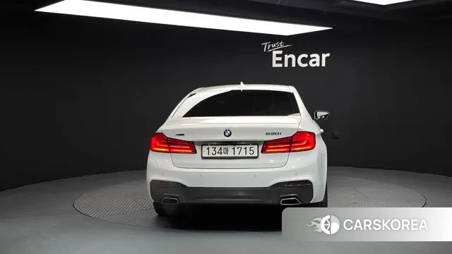 BMW 5 Series (G30) id 3519747 из Кореи 14