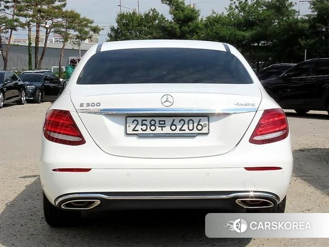 Mercedes-Benz E-Class W213 id 4284810 из Кореи 14