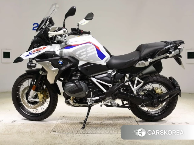Проданный BMW R1250GS 2022 из Японии