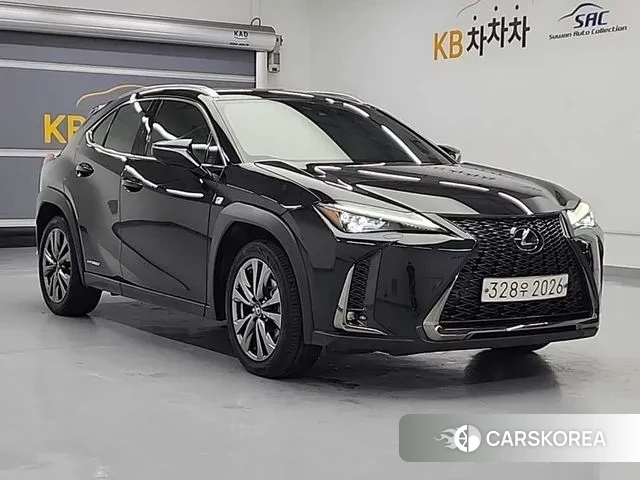 Lexus UX250h id 3444288 из Кореи 12