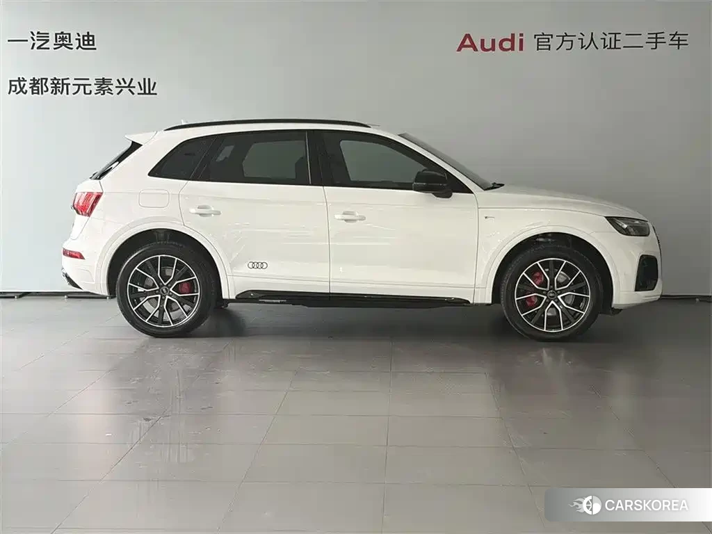 Audi Q5L id 4578199 из Китая 11