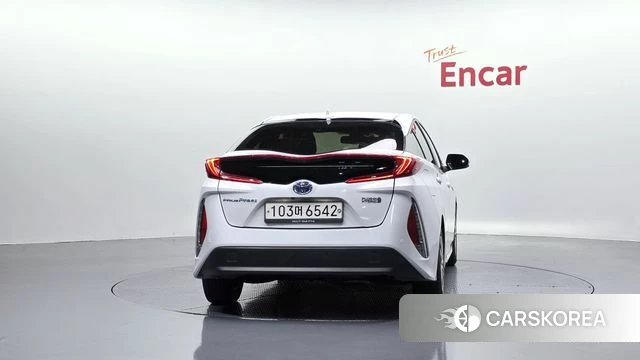 Toyota Prius Prime id 4697340 из Кореи 27
