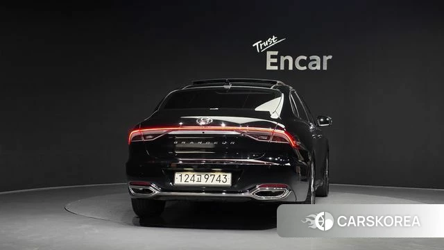 Hyundai The New Grandeur IG id 3953811 из Кореи 14