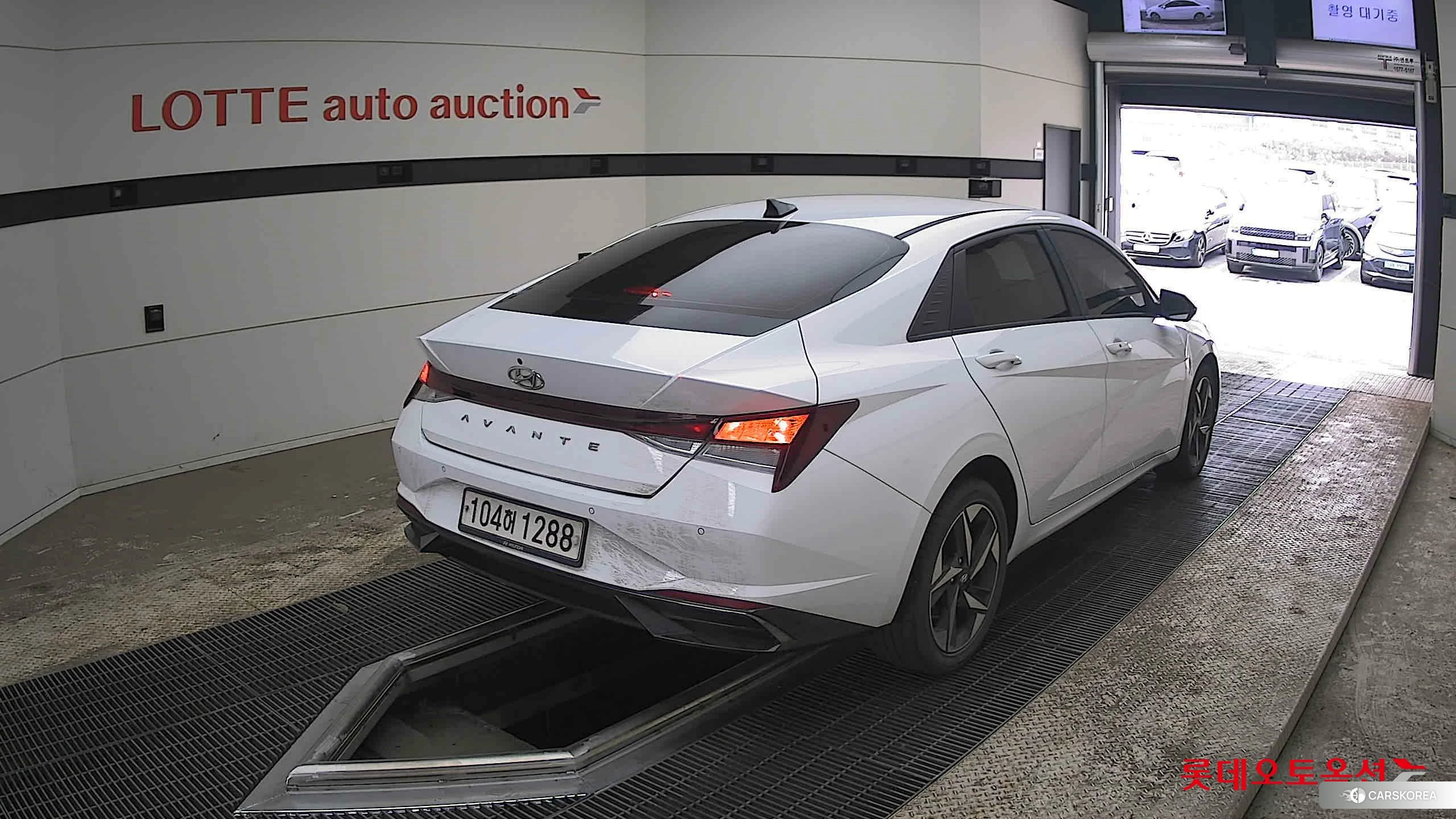 Hyundai Avante id 3888336 из Кореи 31