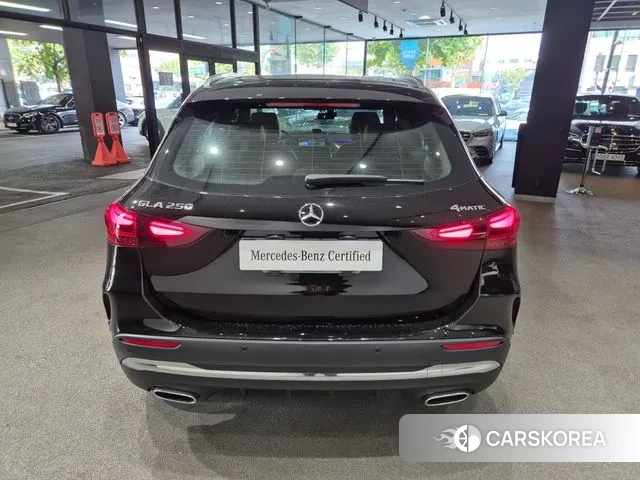 Mercedes-Benz GLA - Class H247 id 3222953 из Кореи 14