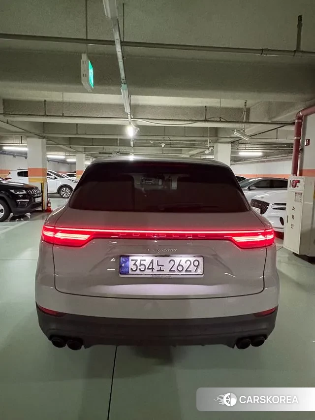 Porsche Cayenne (PO536) 2023 Жемчужный цвет из Кореи, фото 4