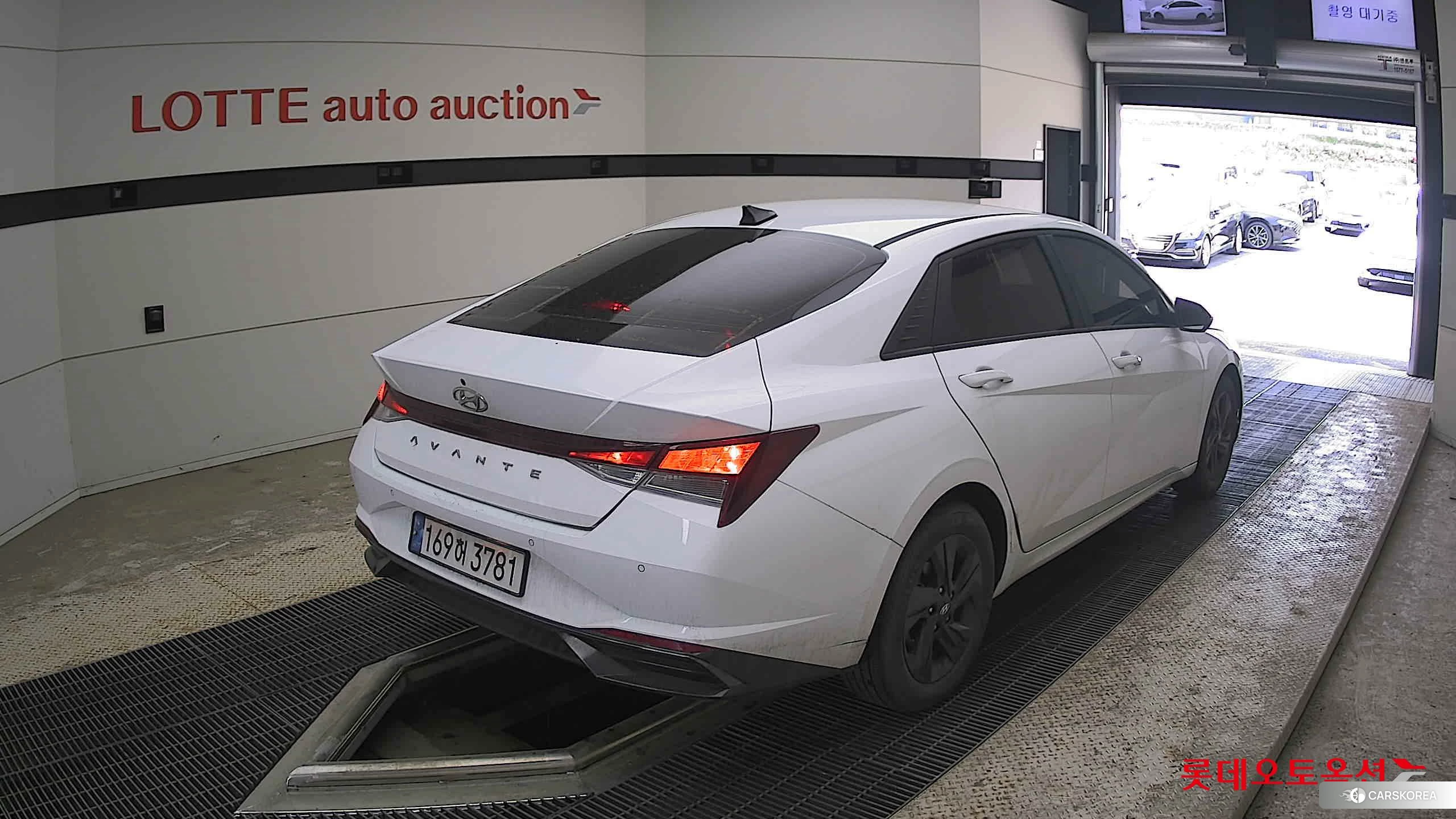 Hyundai Avante id 4289457 из Кореи 31