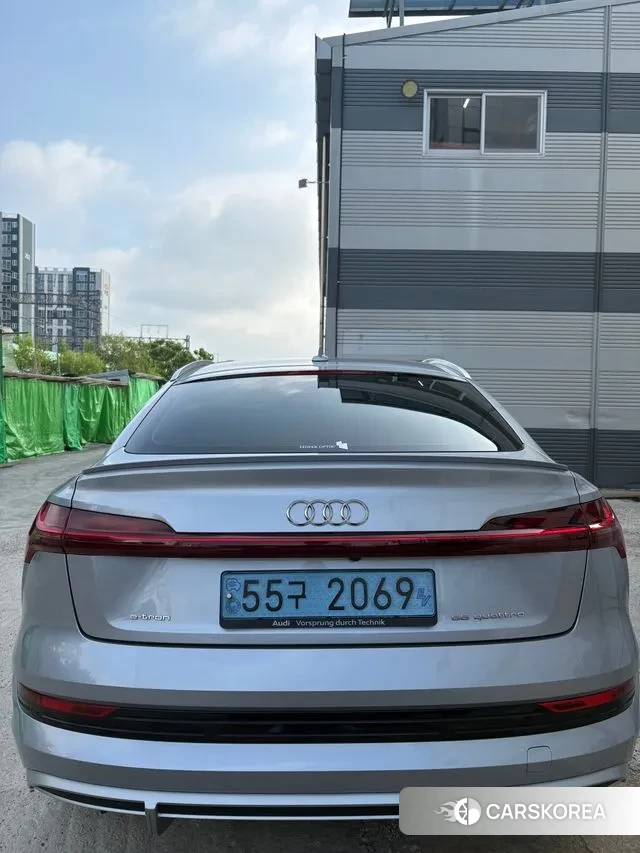 Audi e-Tron id 2916024 из Кореи 10