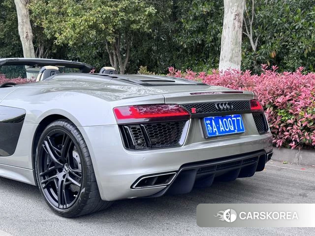 Audi R8 id 4209783 из Китая 17