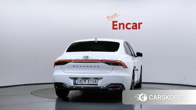 Hyundai The New Grandeur IG Hybrid id 4476266 из Кореи 28