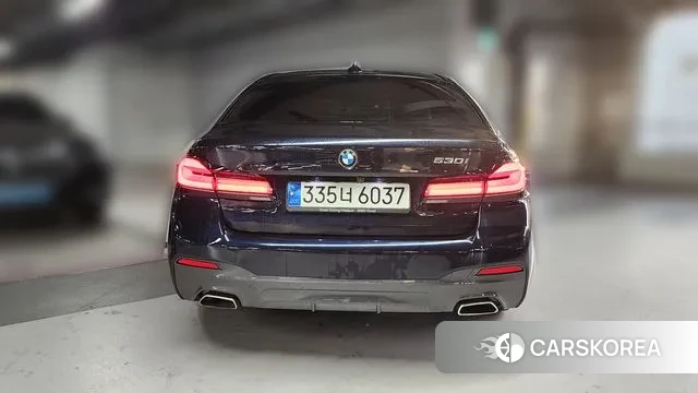 BMW 5 Series (G30) 2021 Черный из Кореи, фото 4