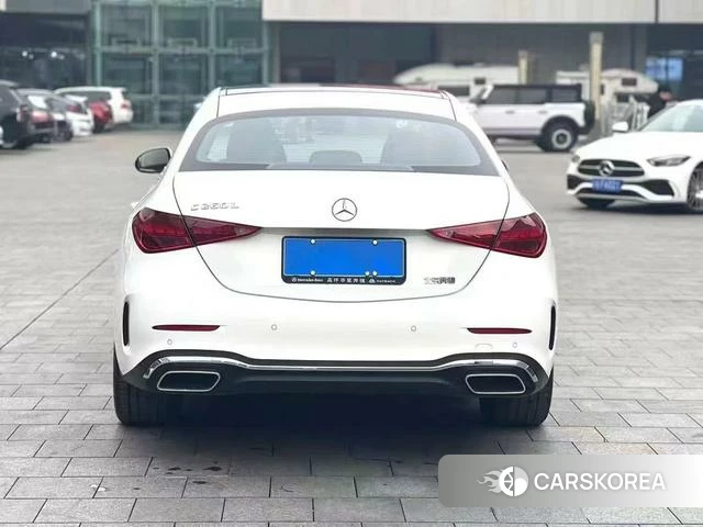 Mercedes-Benz Class C 2023 Белый из Китая, фото 4