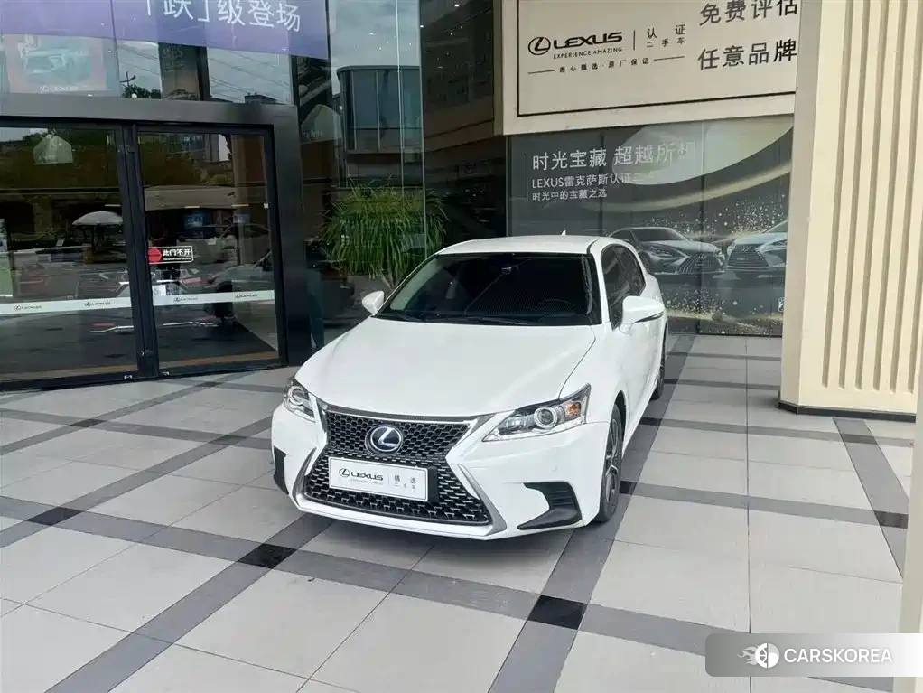 Lexus CT 2018 Белый из Китая, фото 4