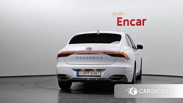 Hyundai The New Grandeur IG id 4780284 из Кореи 14