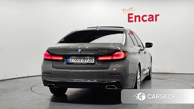 BMW 5 Series (G30) id 4018261 из Кореи 14