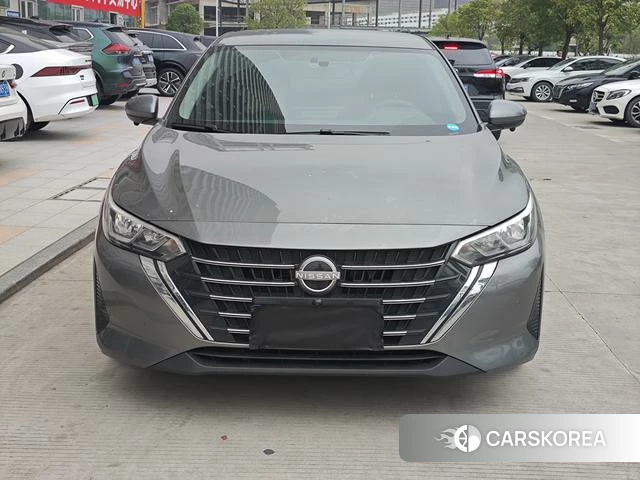 Nissan Xuan Yi 2026 Серебристо-серый из Китая, фото 4
