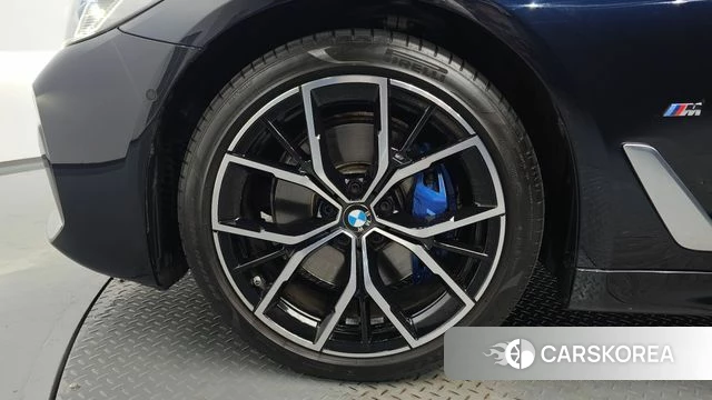 BMW 5 Series (G30) id 4500179 из Кореи 27