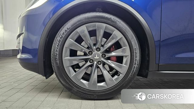 Tesla Model X id 4568401 из Кореи 25