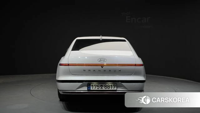 Hyundai Grandeur (GN7) id 4315660 из Кореи 14