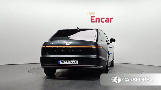 Hyundai Grandeur (GN7) id 3441924 из Кореи 14