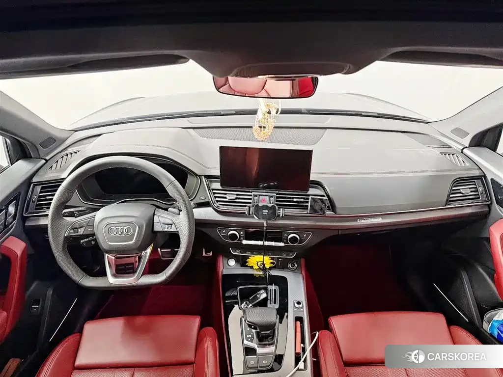 Audi Q5L id 4514304 из Китая 9