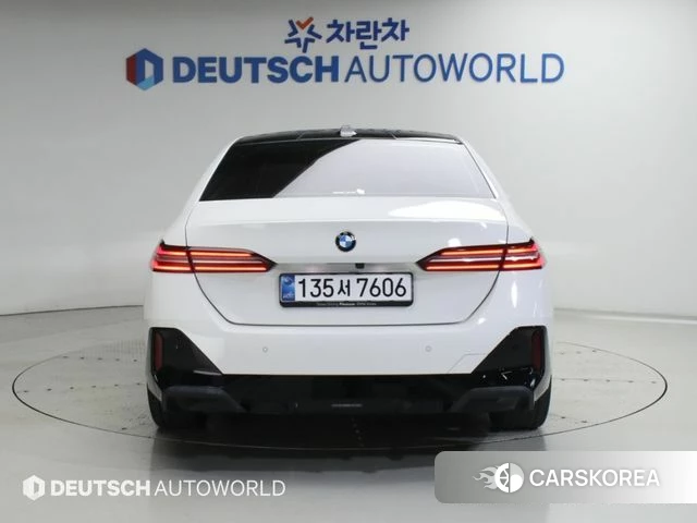 BMW 5 Series (G60) id 4870720 из Кореи 14