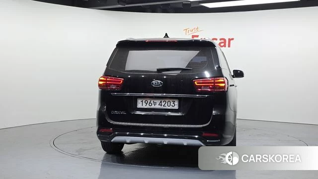 Kia The New Carnival id 3861412 из Кореи 14