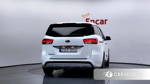 Kia All New Carnival id 4496969 из Кореи 26