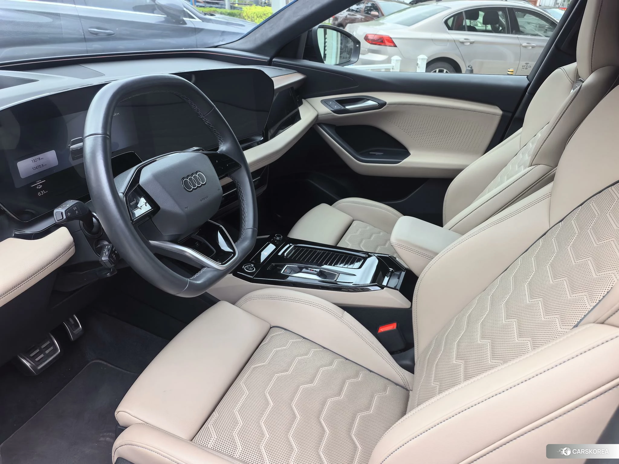 Audi Q6L e-tron id 4454460 из Китая 14