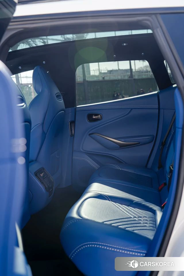 Aston Martin DBX id 4239110 из Китая 16