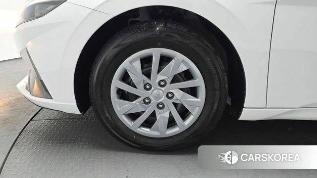 Hyundai Avante (CN7) id 3843775 из Кореи 14