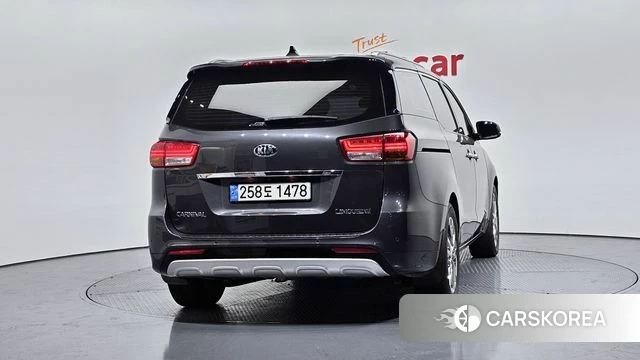 Kia All New Carnival id 3808439 из Кореи 14